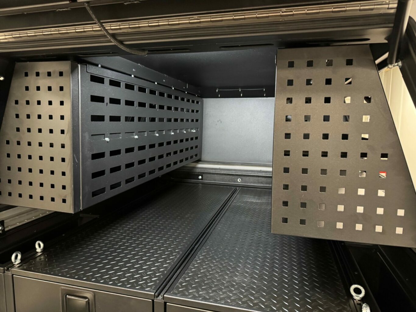 GearMate Gullwing Rack | Aluminium Hardtop Storage System - Image 5