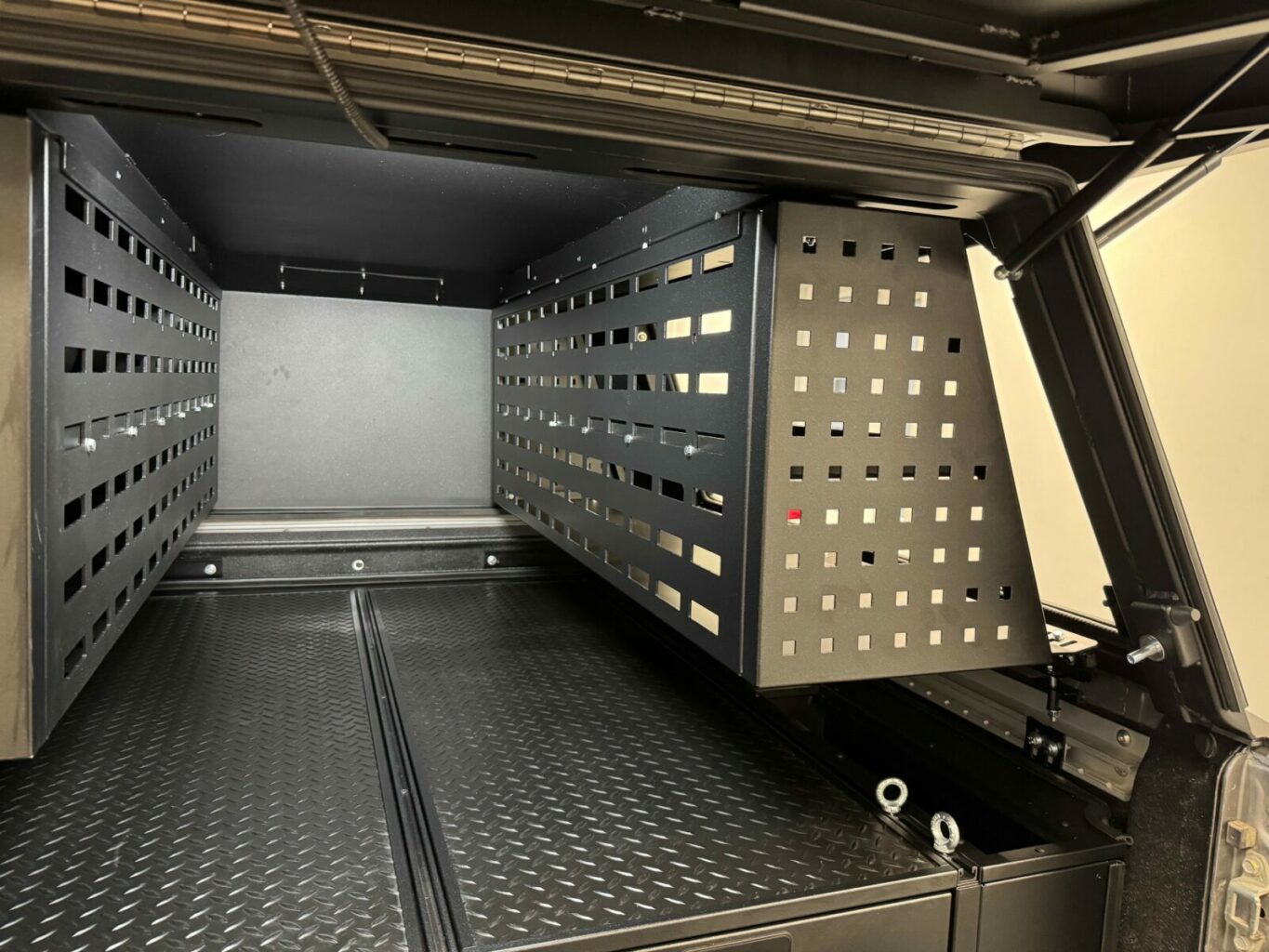 GearMate Gullwing Rack | Aluminium Hardtop Storage System - Image 6